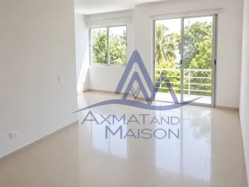 Casa en Venta de Recuperación Bancaria en Privanza Yikal, Supermanzana 40, Cancún Q.R, JX71