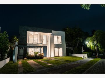 Casa en Venta en Playacar, Solidaridad, Quintana Roo