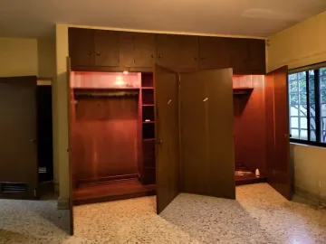 Terreno en venta en Del Valle, San Pedro Garza García, Nuevo León