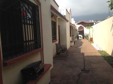 Casa en venta en Antonio I Villarreal, Monterrey, Nuevo León