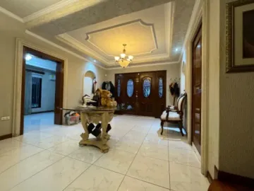Casa en venta en Las Cumbres, Monterrey, Nuevo León