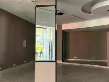 Local en renta en Del Valle, San Pedro Garza García, Nuevo León