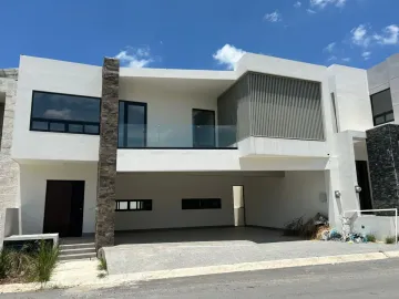 Casa en renta en Bosques de las Misiones Sector Encino, Santiago, Nuevo León