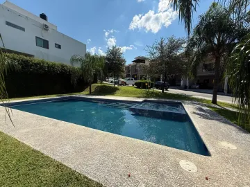 Casa en venta en Paseo del Vergel, Monterrey, Nuevo León