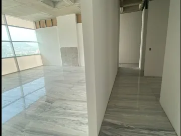 Oficina en venta en Haciendas de la Sierra, San Pedro Garza García, Nuevo León