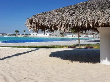 Casa en renta en Crystal Lagoons, Apodaca, Nuevo León
