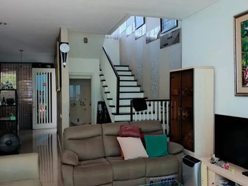 DIJUAL RUMAH WISATA BUKIT MAS 3KT 2LT FURNISH DEKAT TOL