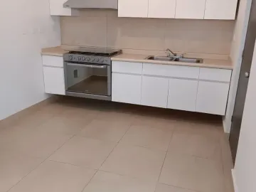 Casa en renta en Cumbres Calzadas, García, Nuevo León