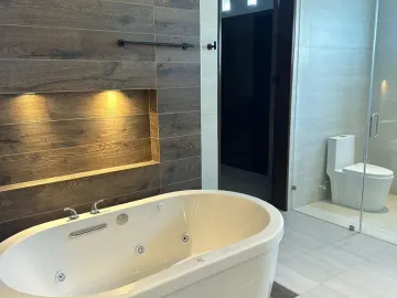 Casa en venta en Residencial y Club de Golf la Herradura, Monterrey, Nuevo León