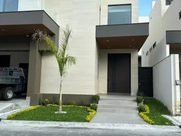 Casa en venta en Residencial y Club de Golf la Herradura, Monterrey, Nuevo León