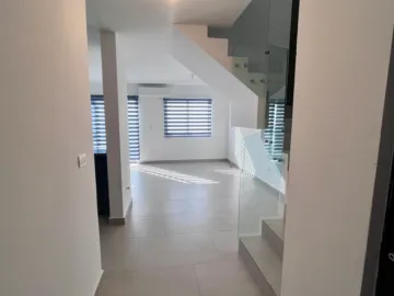 Casa en venta en Cumbre Altta, García, Nuevo León