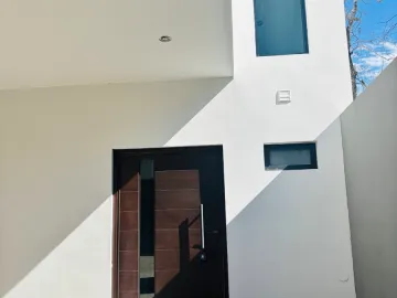 Casa en venta en El Barro, Monterrey, Nuevo León