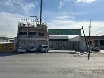 Local en renta en Lomas del Roble, San Nicolás de los Garza, Nuevo León