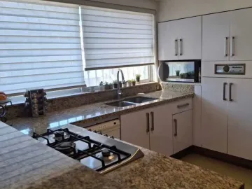 Casa en venta en Contry la Silla, Guadalupe, Nuevo León