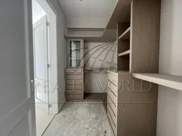 Departamento en venta en Bosque Real, Huixquilucan, México