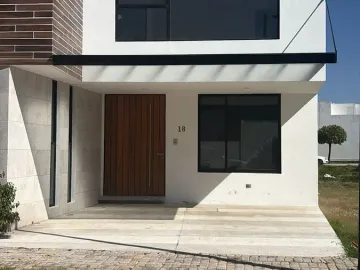 Casa en venta en Lomas de Angelópolis, San Andrés Cholula, Puebla