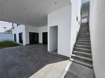 Casa en venta en Cima de la Montaña, Monterrey, Nuevo León