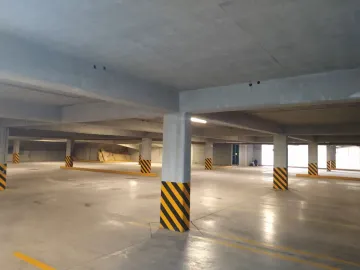 Local en renta en Las Cumbres, Monterrey, Nuevo León