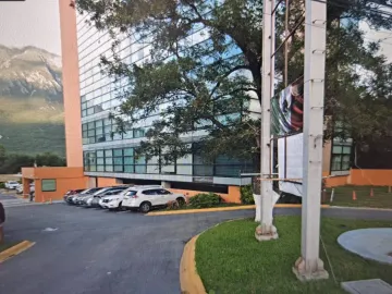 Oficina en venta y renta en La Estanzuela, Monterrey, Nuevo León