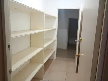 Casa en renta en Del Valle, San Pedro Garza García, Nuevo León