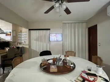 Casa en venta en Contry la Silla, Guadalupe, Nuevo León