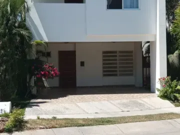 Casa en venta en Las Moras, Puerto Vallarta, Jalisco