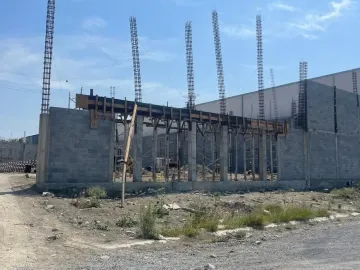 Bodega en renta en Las Cruces Club de Golf, Apodaca, Nuevo León