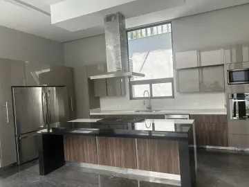 Casa en venta en Balcones del Campestre, San Pedro Garza García, Nuevo León