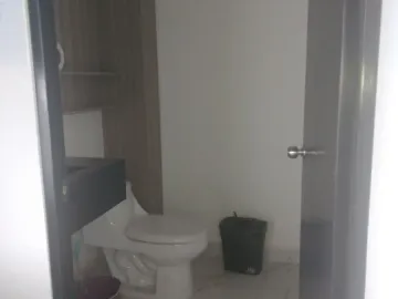Local en renta en Espacio Cumbres, Monterrey, Nuevo León