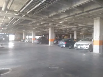 Local en renta en Espacio Cumbres, Monterrey, Nuevo León