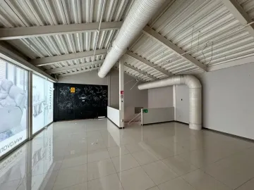 Local en renta en Cumbres Elite, Monterrey, Nuevo León