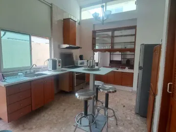Casa en venta en Del Valle, San Pedro Garza García, Nuevo León