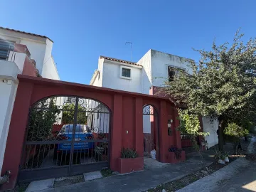 Casa en venta en Mitras Poniente, García, Nuevo León