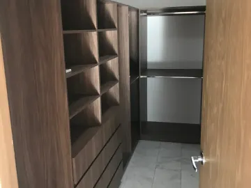 Departamento en renta en Vía Cordillera, Santa Catarina, Nuevo León