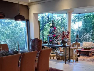 Casa en venta en Valle de San Ángel Sect Español, San Pedro Garza García, Nuevo León