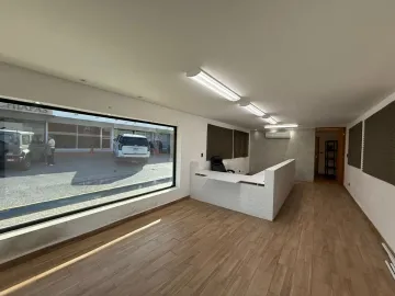 Local en renta en Bosques del Valle, San Pedro Garza García, Nuevo León