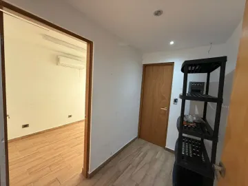 Local en renta en Bosques del Valle, San Pedro Garza García, Nuevo León