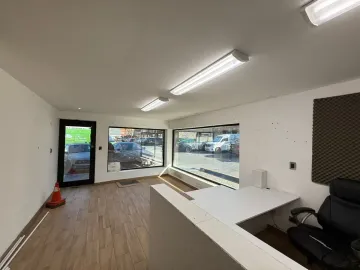 Local en renta en Bosques del Valle, San Pedro Garza García, Nuevo León