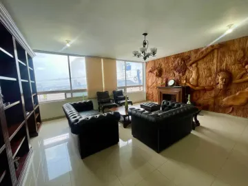 Casa en venta en Vista Hermosa, Monterrey, Nuevo León