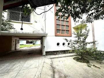 Casa en renta en Roma, Monterrey, Nuevo León