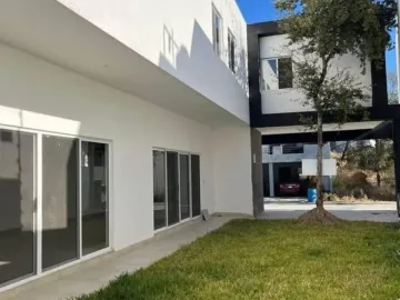 Casa en venta en Cumbres de Santiago, Santiago, Nuevo León