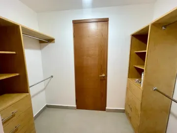 Departamento en renta en Mitras Norte, Monterrey, Nuevo León