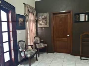 Casa en venta en Lomas del Roble, San Nicolás de los Garza, Nuevo León