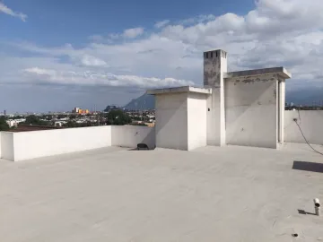 Casa en venta en Lomas del Roble, San Nicolás de los Garza, Nuevo León