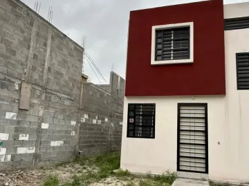 Casa en venta en Valle de Lincoln, García, Nuevo León