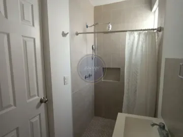 Casa en renta en Parques Zafiro Residencial, García, Nuevo León