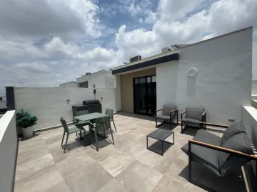Casa en venta en Verania, García, Nuevo León