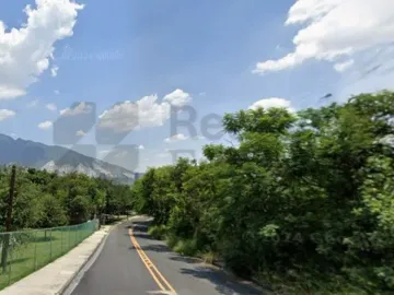 Terreno en venta en Jardines Coloniales, San Pedro Garza García, Nuevo León
