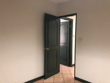 Oficina en renta en Ciudad Satelite, Monterrey, Nuevo León