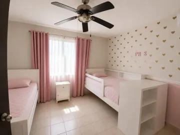 Casa en renta en Ventanas de la Huasteca, Santa Catarina, Nuevo León